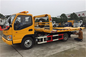 周口哪里有拖车服务