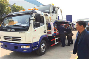 周口汽车道路救援拖车价格